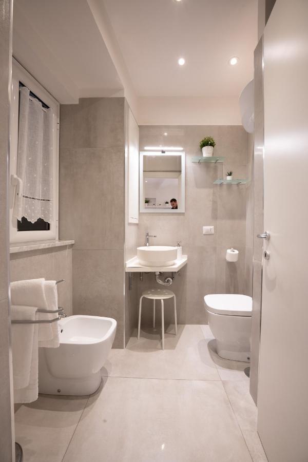 Casa Vacanze Santa Teresella 40 Naples Exterior photo